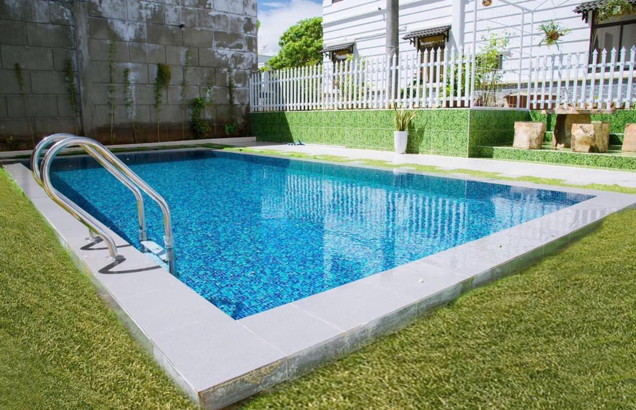 Thu Hien Hotel Pleiku - By Bay Luxury Plei Holang Εξωτερικό φωτογραφία