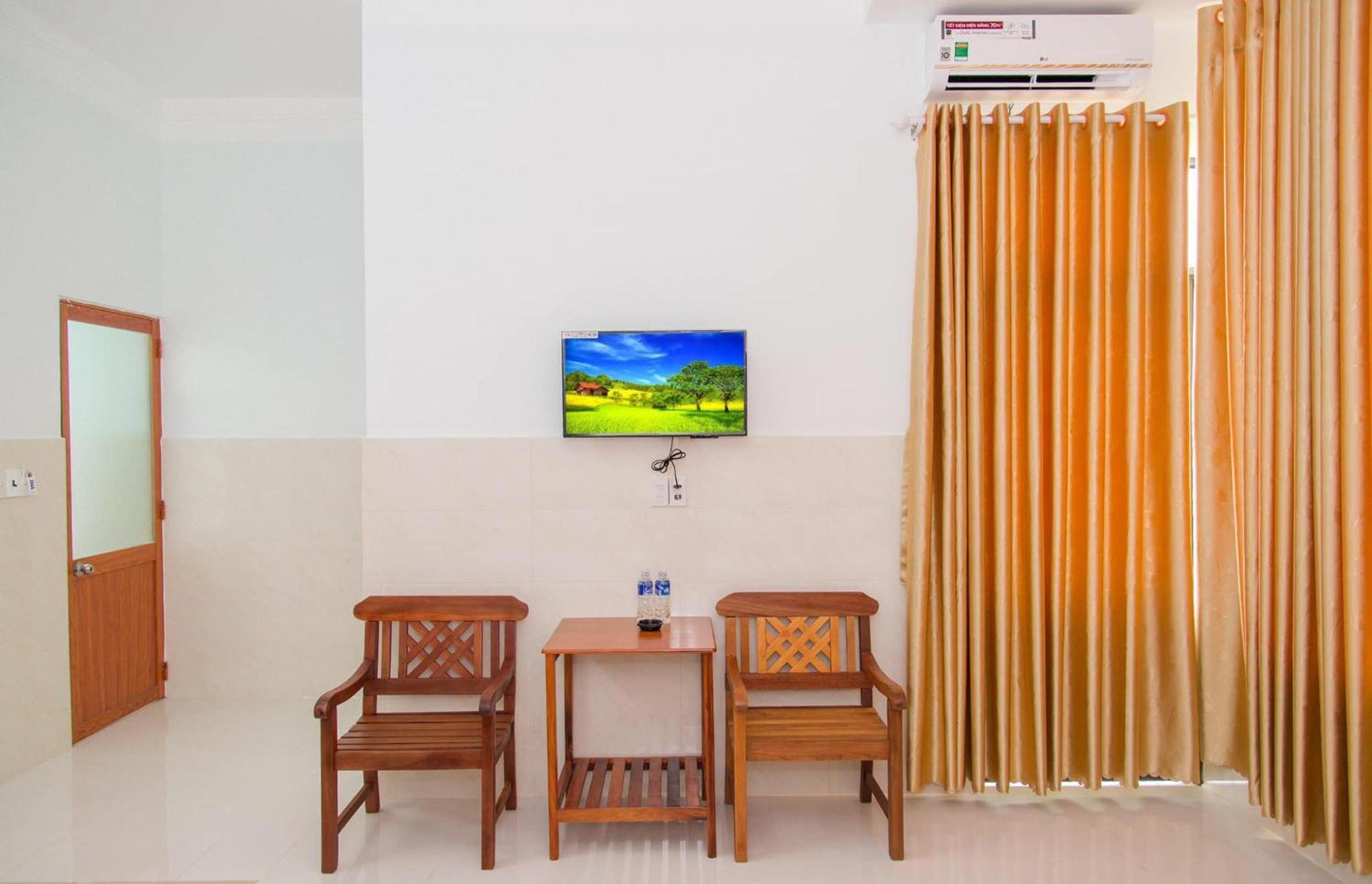 Thu Hien Hotel Pleiku - By Bay Luxury Plei Holang Εξωτερικό φωτογραφία